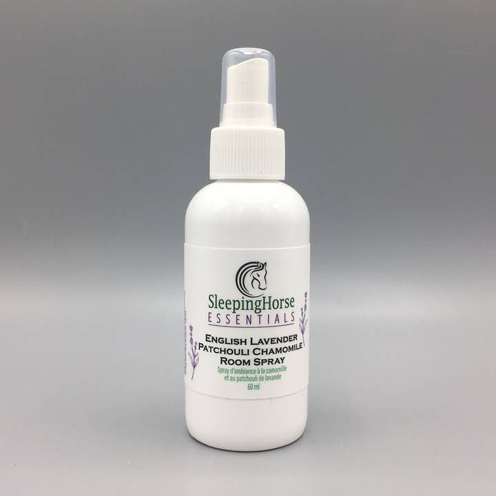 Room Spray · Engelse lavendel, patchoeli & kamille · Groot voor wholesale door Sleeping Horse Essentials