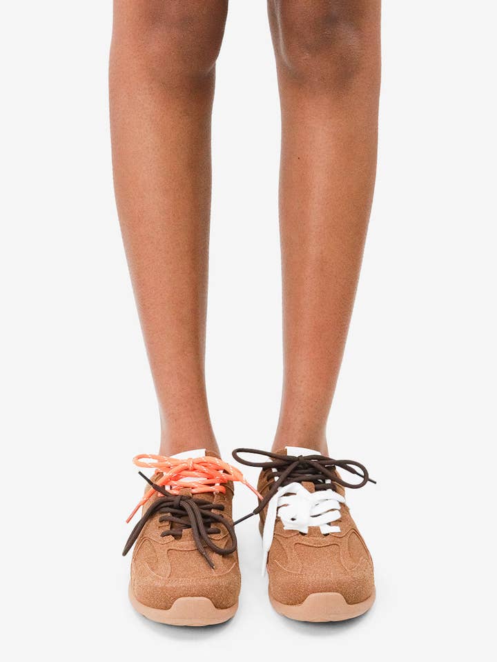 Lemonade Shoes - Wholesale Lifestyle trainers – Women′s - EXTRA MILE - Earth-Tone Chunky Sneakers w/ Contrast Lacing10