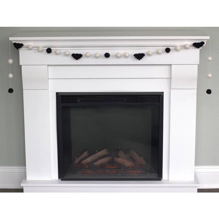 Matthew + Mae - Wholesale Bunting/Garland - Bat Halloween Garland- Black & White1