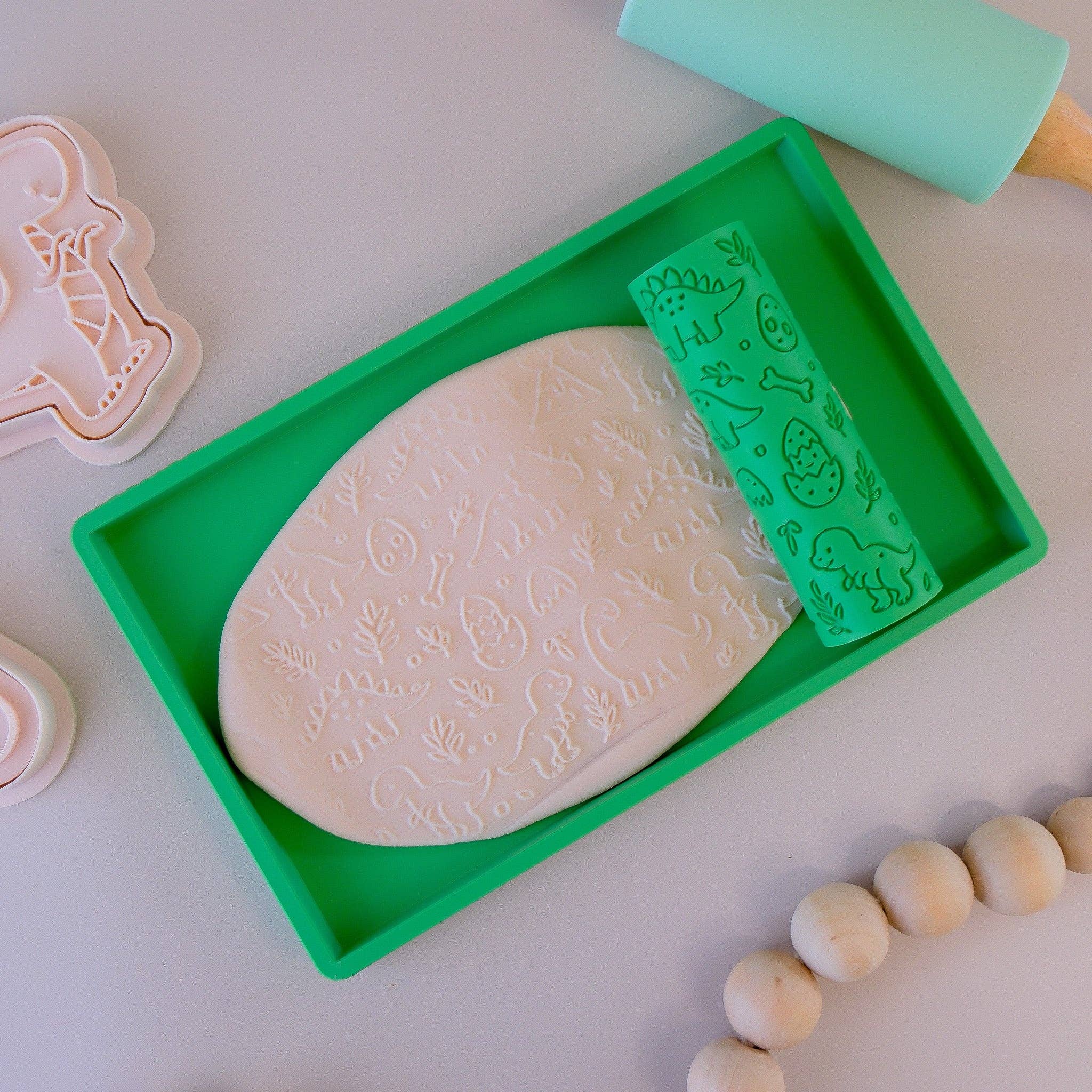 Play Sense – wholesale Slajm - Barn – Eco Texturerad Rulle | Dinosaurie1