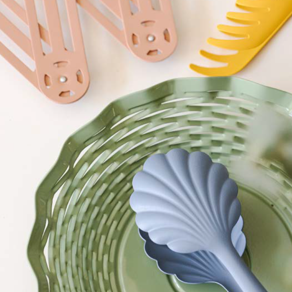 Clémentine Boutique - Wholesale Kitchen Tong - Scalloped Serving Tongs in Stainless Steel10