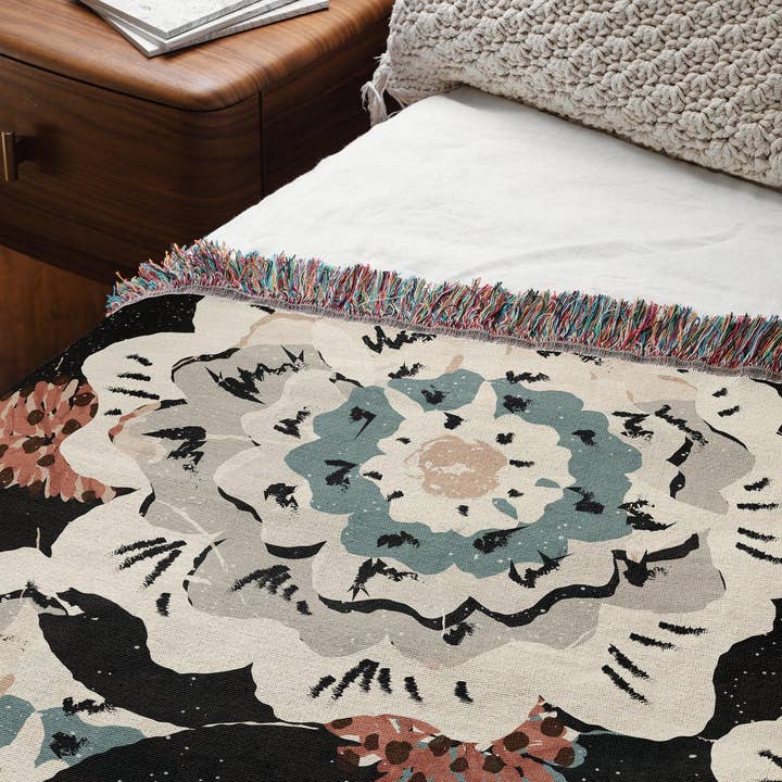 TaylorBassam - Wholesale Throw Blanket - Black And Beige Floral Collage Woven Blankets