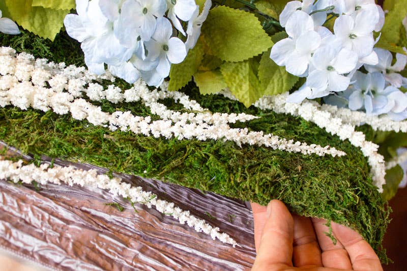 SuperMoss - Wholesale Craft Supplies - Instant Green Moss Mat - Re-useable and Long-lasting5