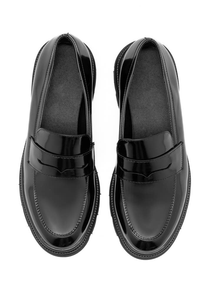 C'M PARIS - Wholesale Loafers - Women's - Patent Loafer with Lug Sole 92416