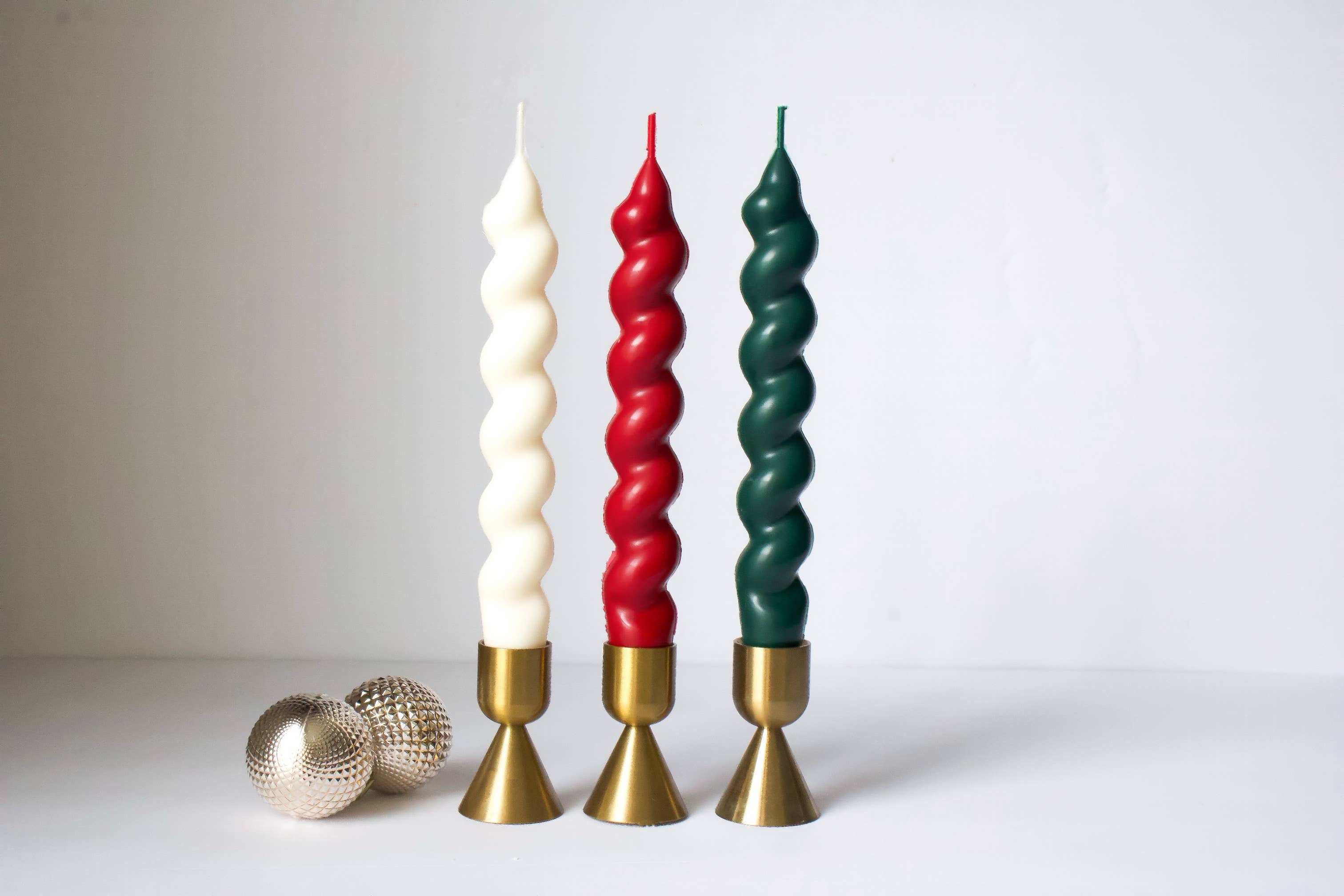 MarneyAsh – Vela/castiçal cónico por atacado – Conjunto de Velas Swirl Taper, 2pc Castiçais Torcido, Decoração de Casa