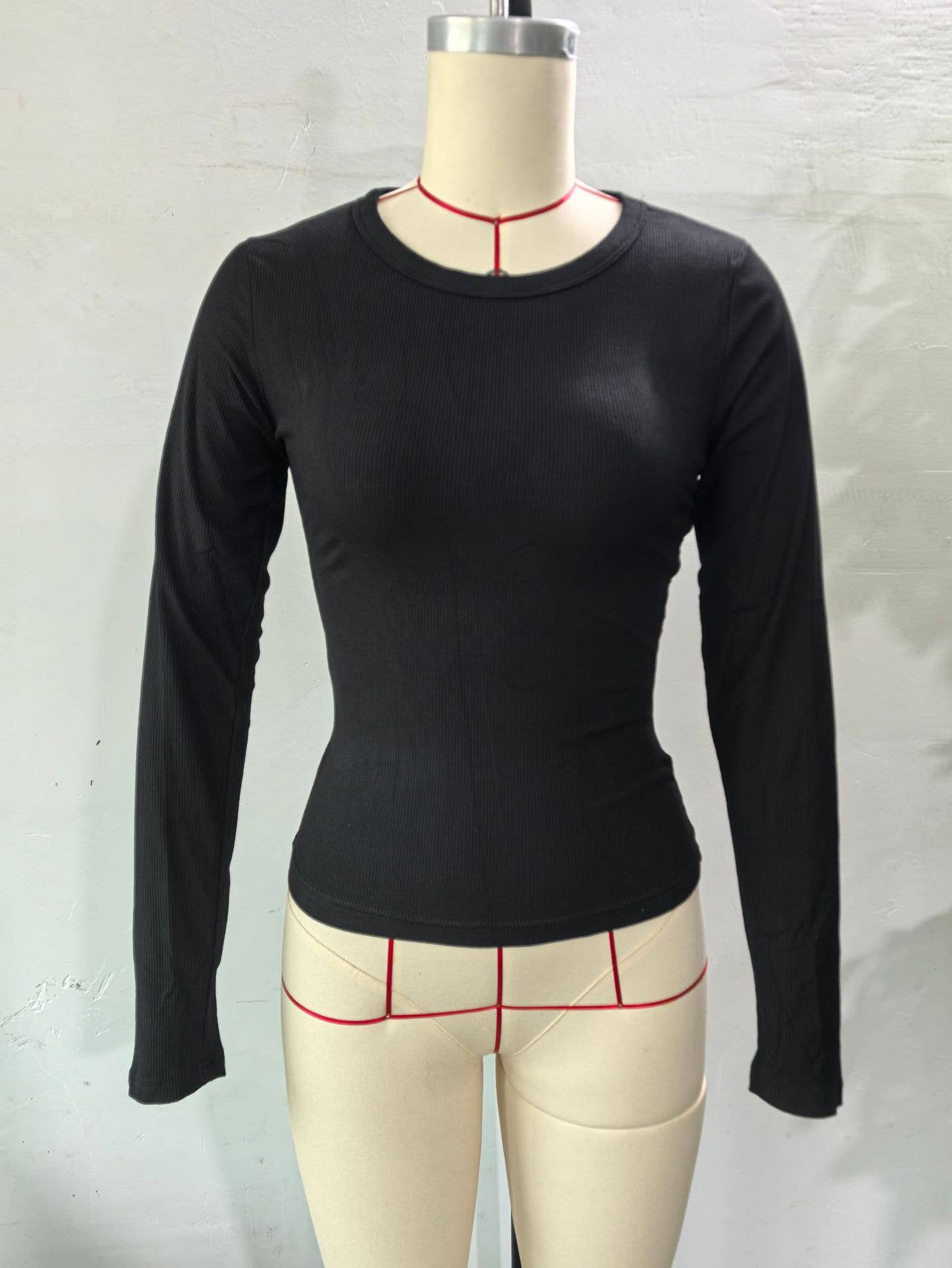 Hope & Sunshine – wholesale Stickad topp - Dam – Ribbad långärmad crop top0