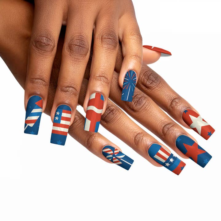 FYNE BODY - Wholesale Press-on/fake nails - Chrome Candy 4th of July Press-On Nails43