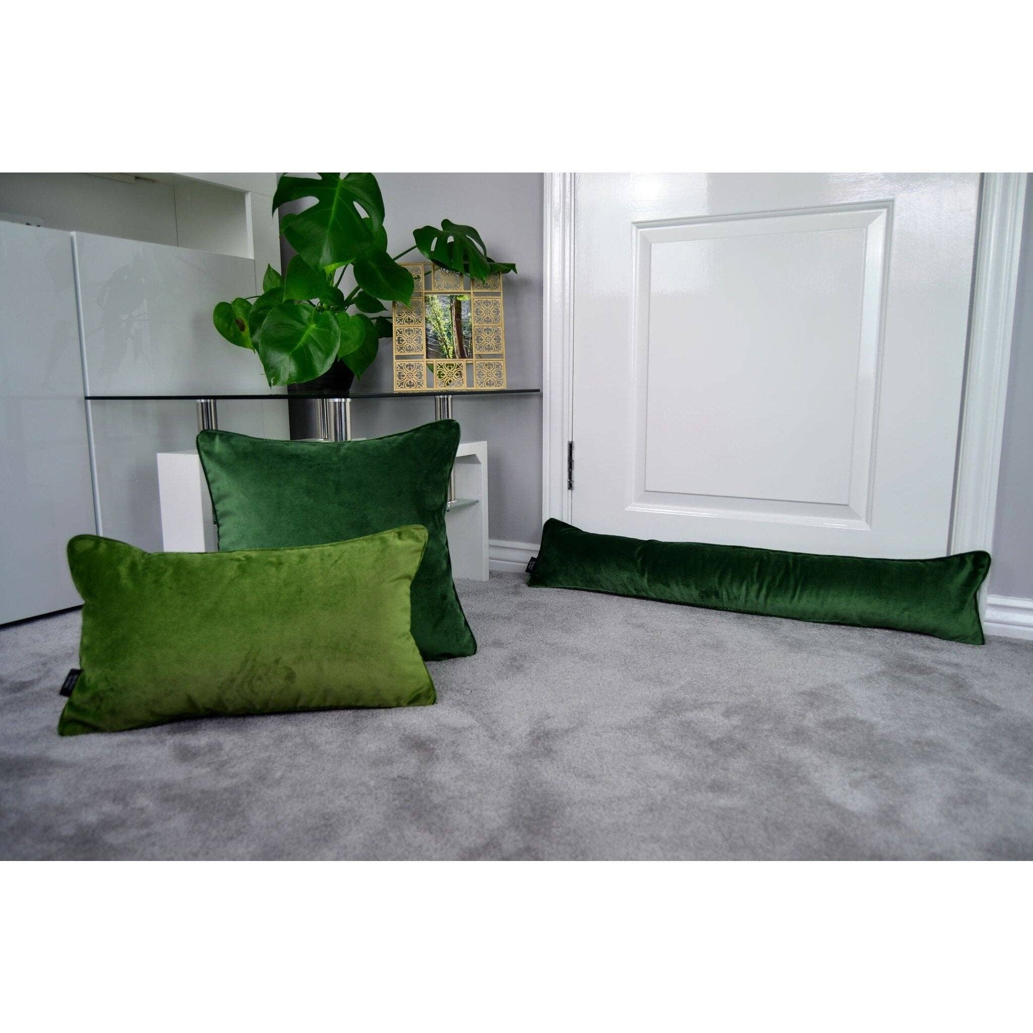 Mcalister textiles - Vente Coussin décoratif - Coussin en velours vert fougère Mat6