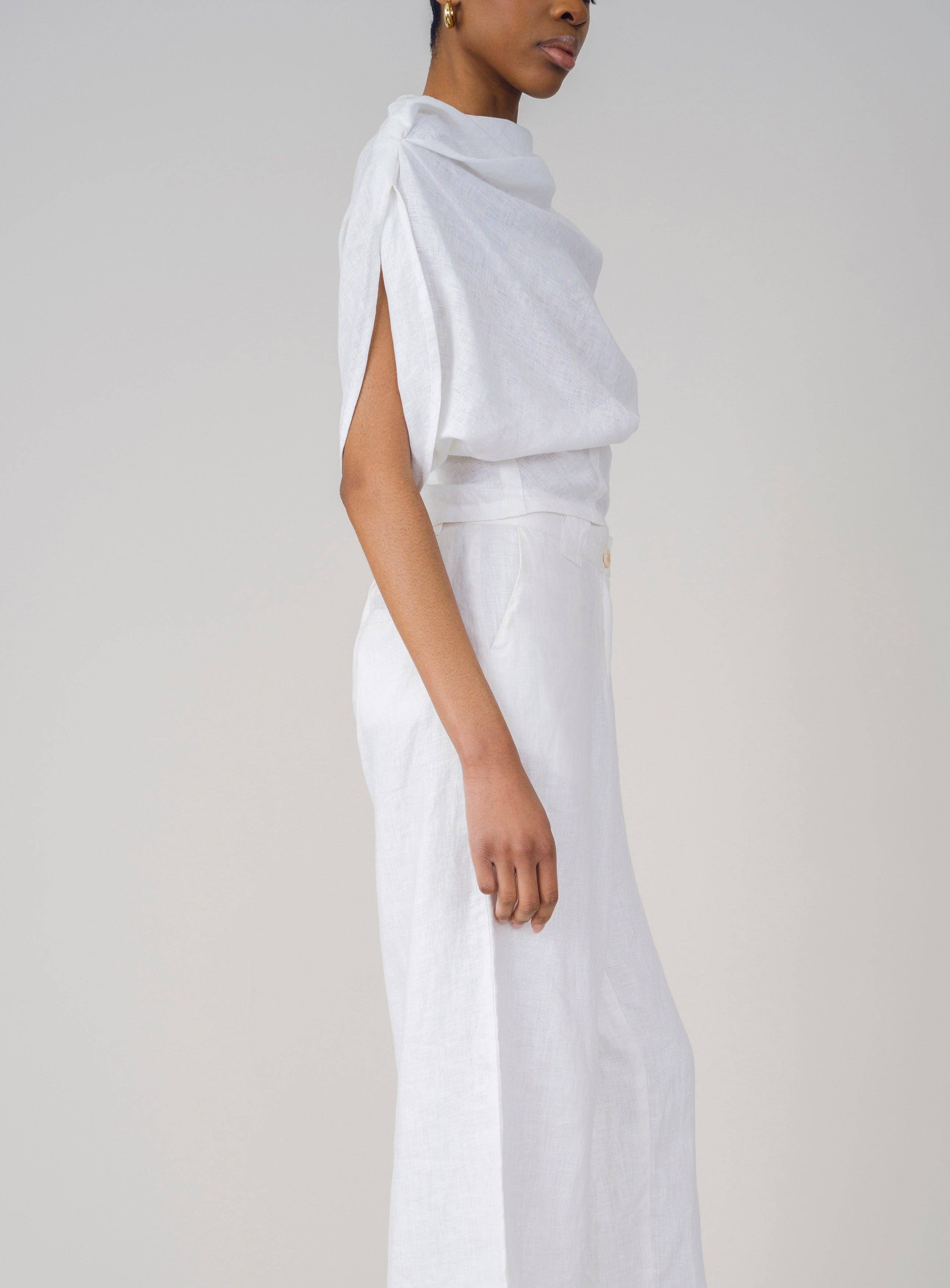 White Rhea Linen Top for wholesale on Faire3