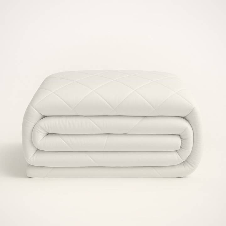 All-season Bamboo Duvet Insert – Organic & Hypoallergenic for wholesale by Aurega