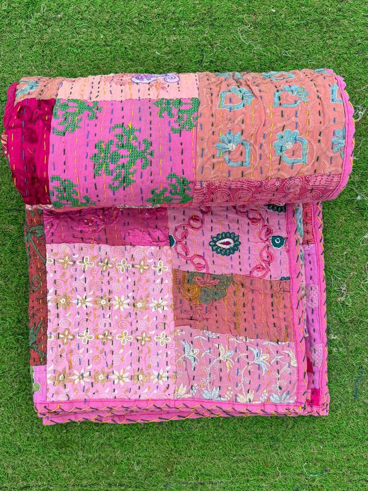 Colchas de retazos bordadas con Kantha de algodón para venta al por mayor de Bhawana Handicrafts