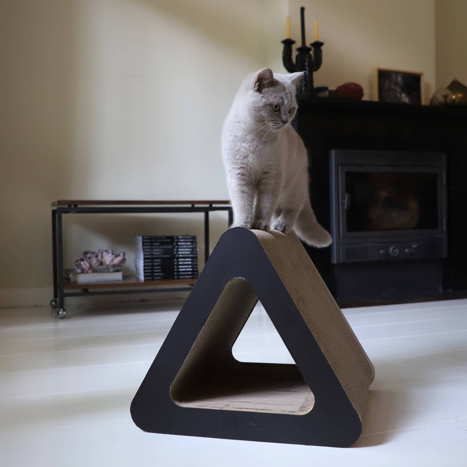 Hoopo - Wholesale Pet Scratcher - Cat - Triangle scratching furniture0