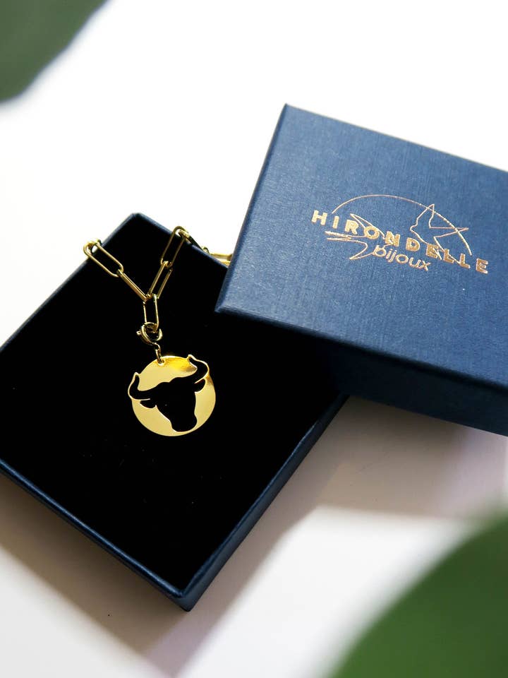 Astro Taurus necklace for wholesale by Hirondelle Bijoux