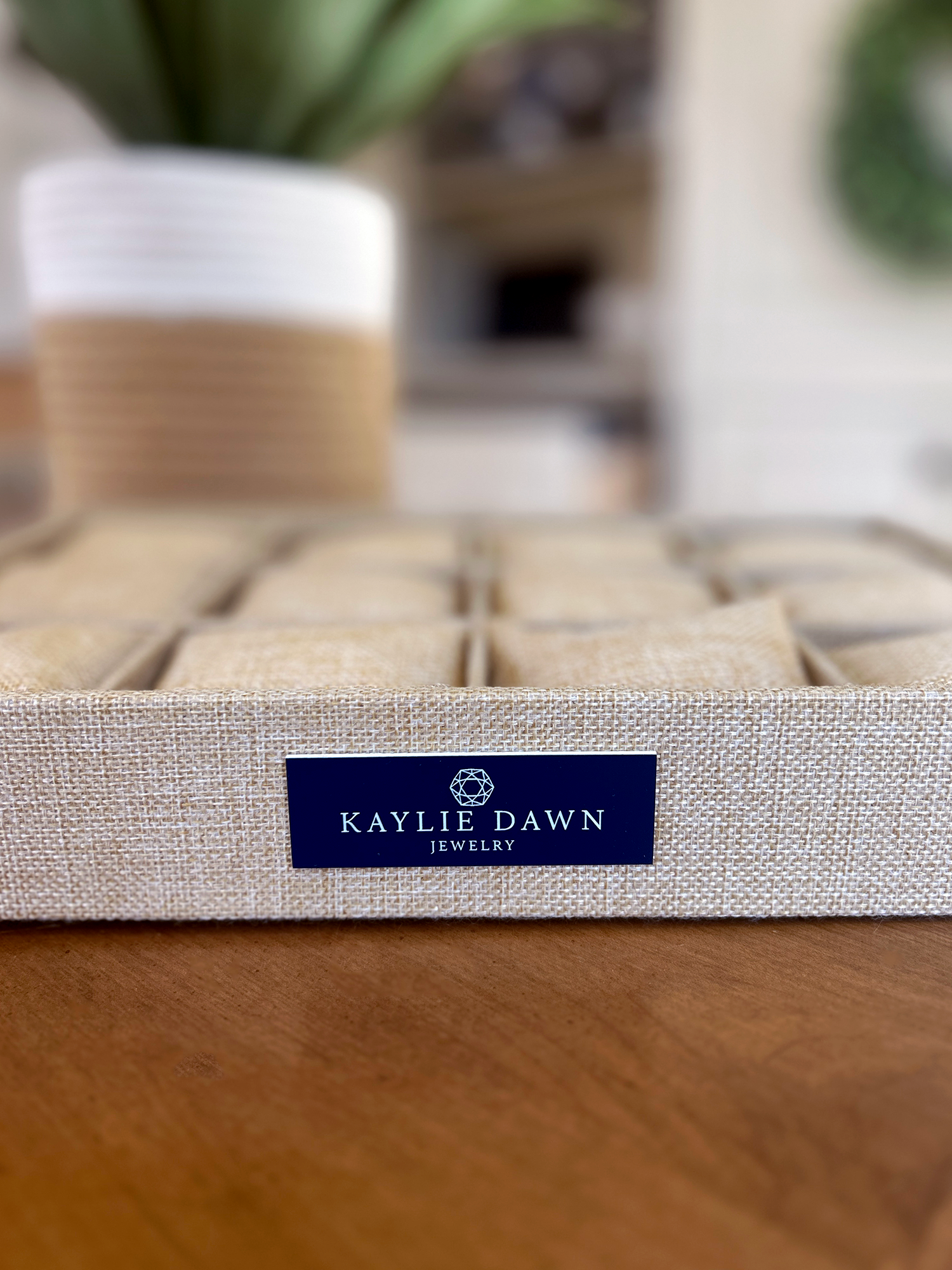 Kaylie Dawn Jewelry - Wholesale Jewelry Stand & Display - Jewelry Displays - Bracelet Bar or Grid - Linen Covered2