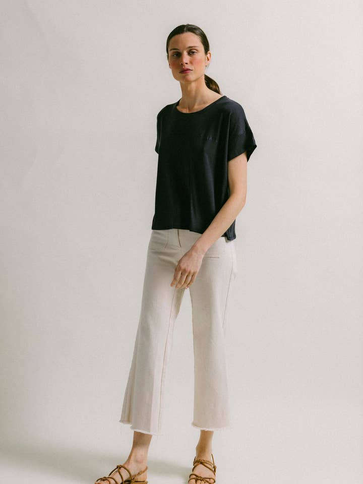 Anthracite t-shirt embroidered TRIANABYC for wholesale by Triana by C