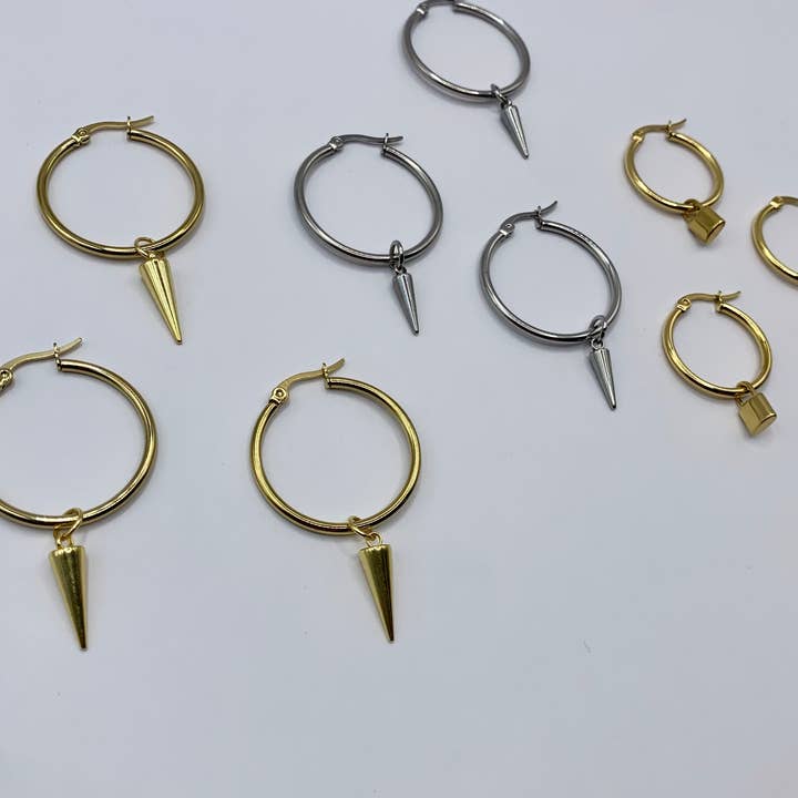 Blandat enkelörhänge med spik eller lås för wholesale av Shop Journal Vintage