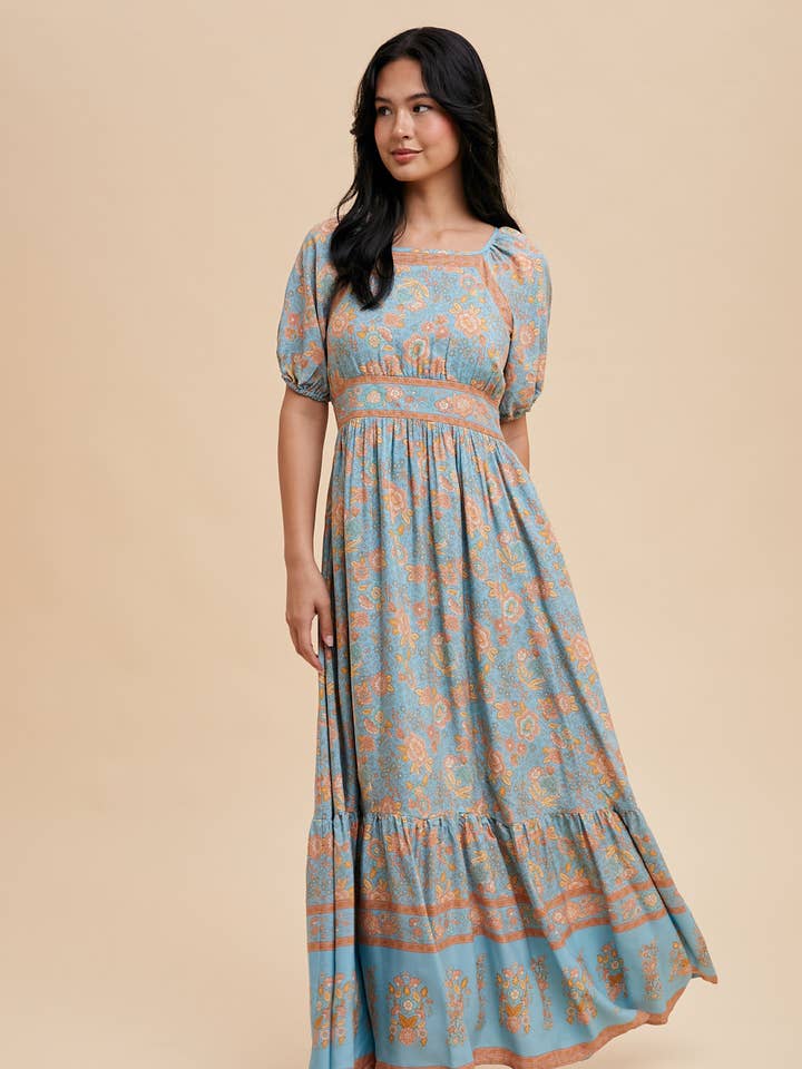 ROBE LONGUE À IMPRIMÉ À BORDURES pour la vente par In Loom