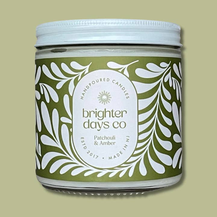 Vela de Soja “Patchouli e Âmbar” em pavio de madeira por atacado de Brighter Days Co.