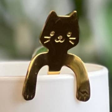 Cat Hanging 4.5"L Tea Spoon Gold for wholesale by Urban Tokyo
