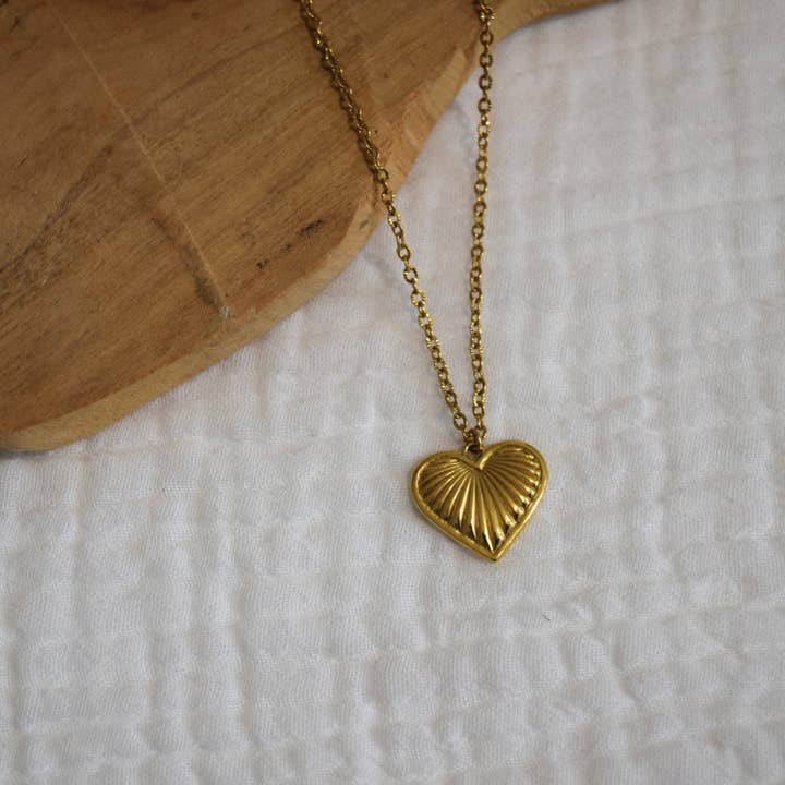 Tiamo Necklace for wholesale by Manacreations