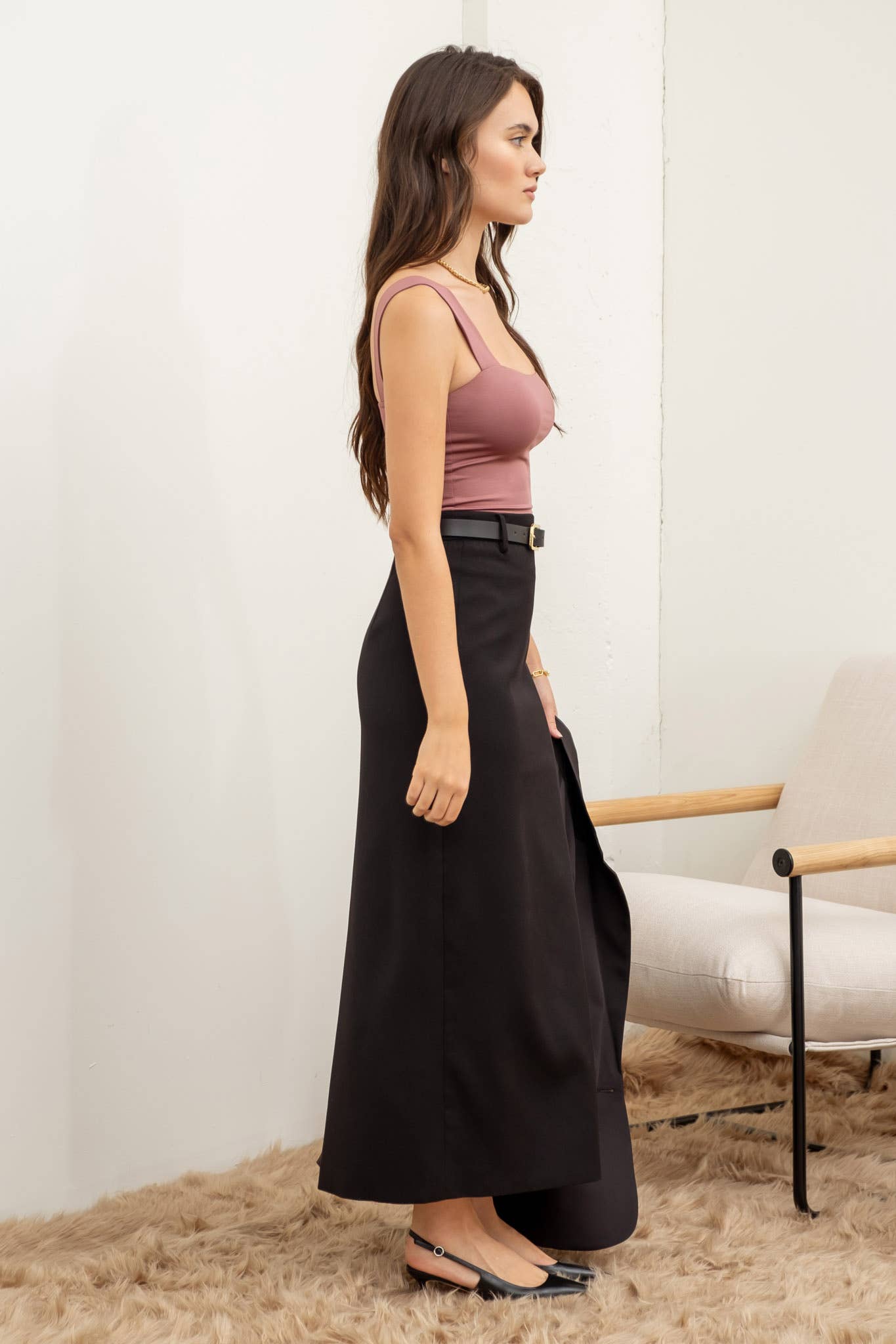 The Workshop Studio - Wholesale Knit Top - Women's - REVERSIBLE SQUARE NECK SEAMLESS CAMI39