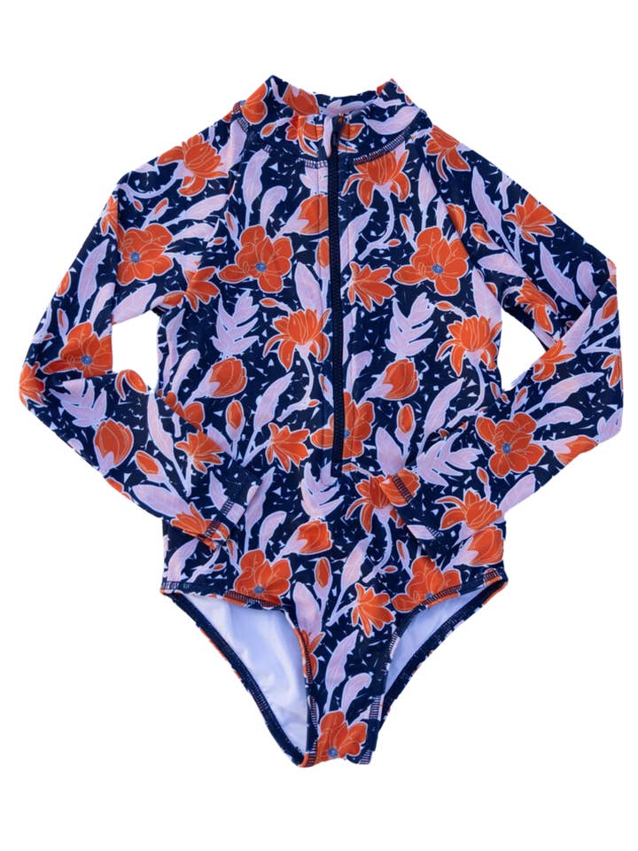 Une pièce Fleur Vintage pour la vente par Lake Label