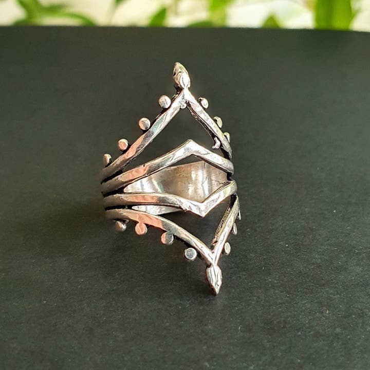 Ethnischer Silberring / Boho / Ethnisch / Rustikal / Festival / Bohemian / Hippie / Zigeuner / Psy / Daumen / Psy / Tribal-Ring für den Großhandel von Kaali Boutique