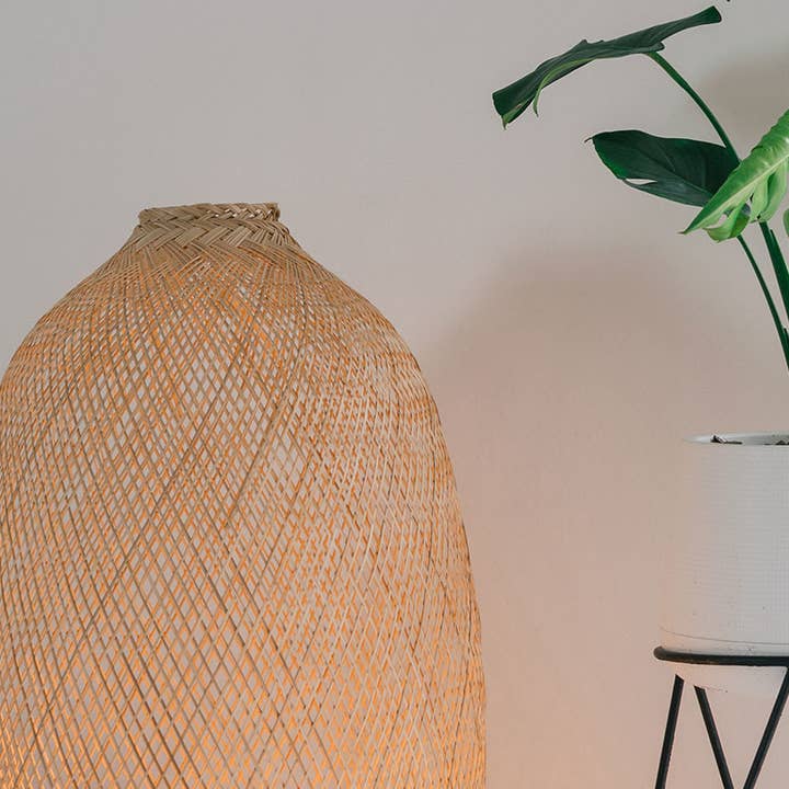 Lanna Passa - Vendita all'ingrosso Lampada da pavimento - Lampada da terra in bambù intrecciato autoportante di dimensioni Jumbo3