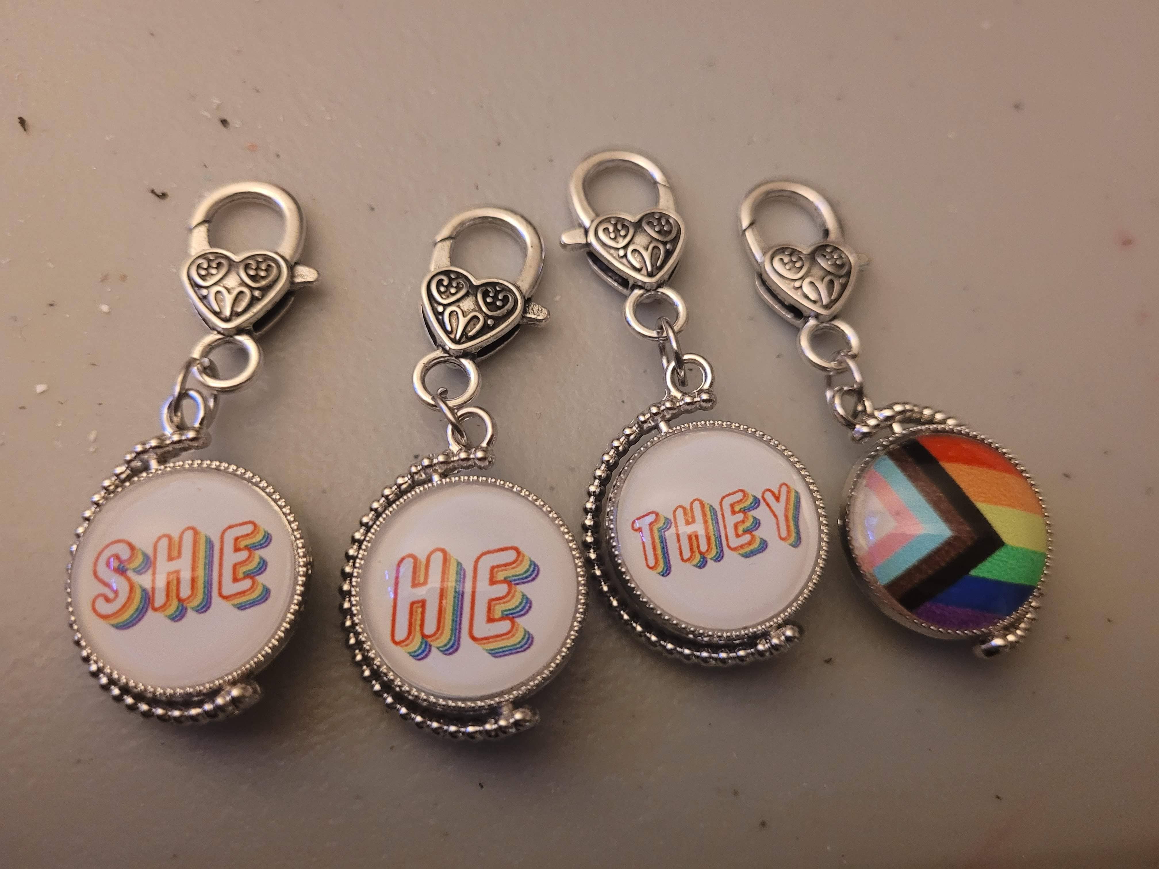 Con-Quest Crafts - Wholesale Sleutelhanger - Uniseks - Pride Fidget Charms dubbelzijdig draaiende sleutelhanger7