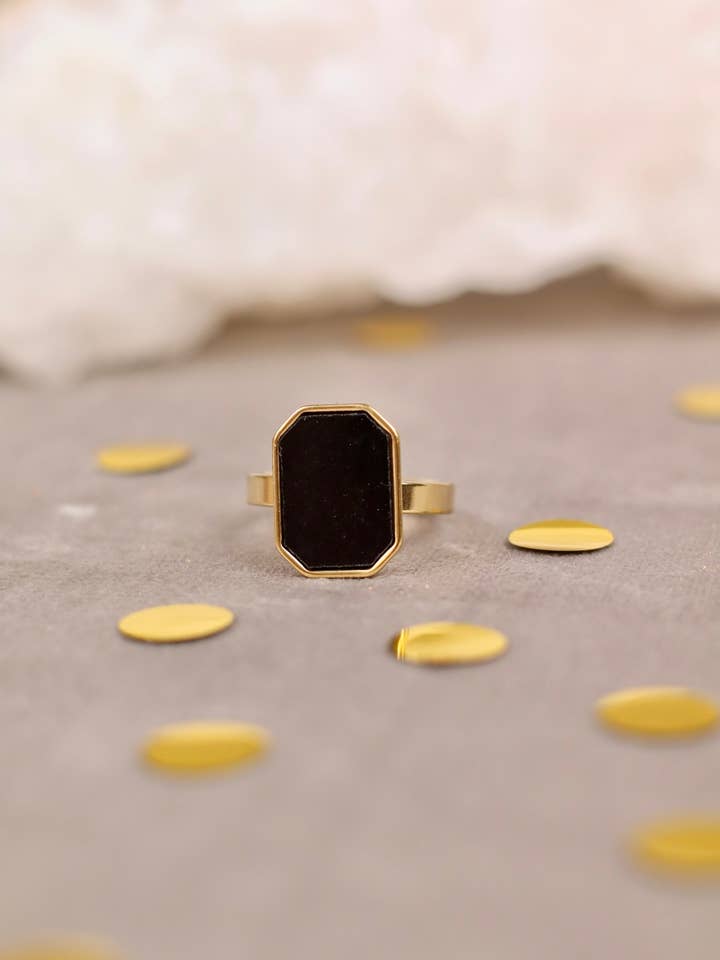 Ring - Univers chique for engroshandel hos HELLO HOSHI