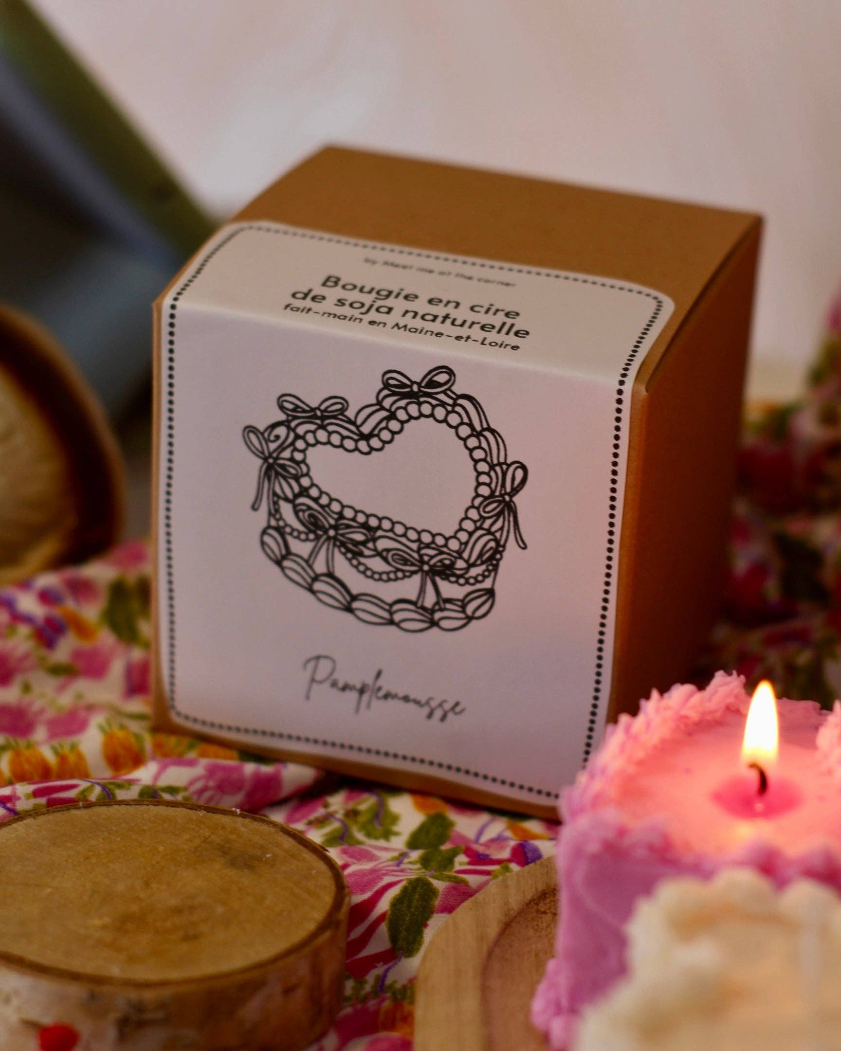 Meet me at the corner - Wholesale Novelty Candle - Birthday Cake candle1