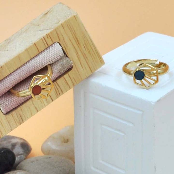 Anillo Strille engastado Chapado en Oro para venta al por mayor de Lili B