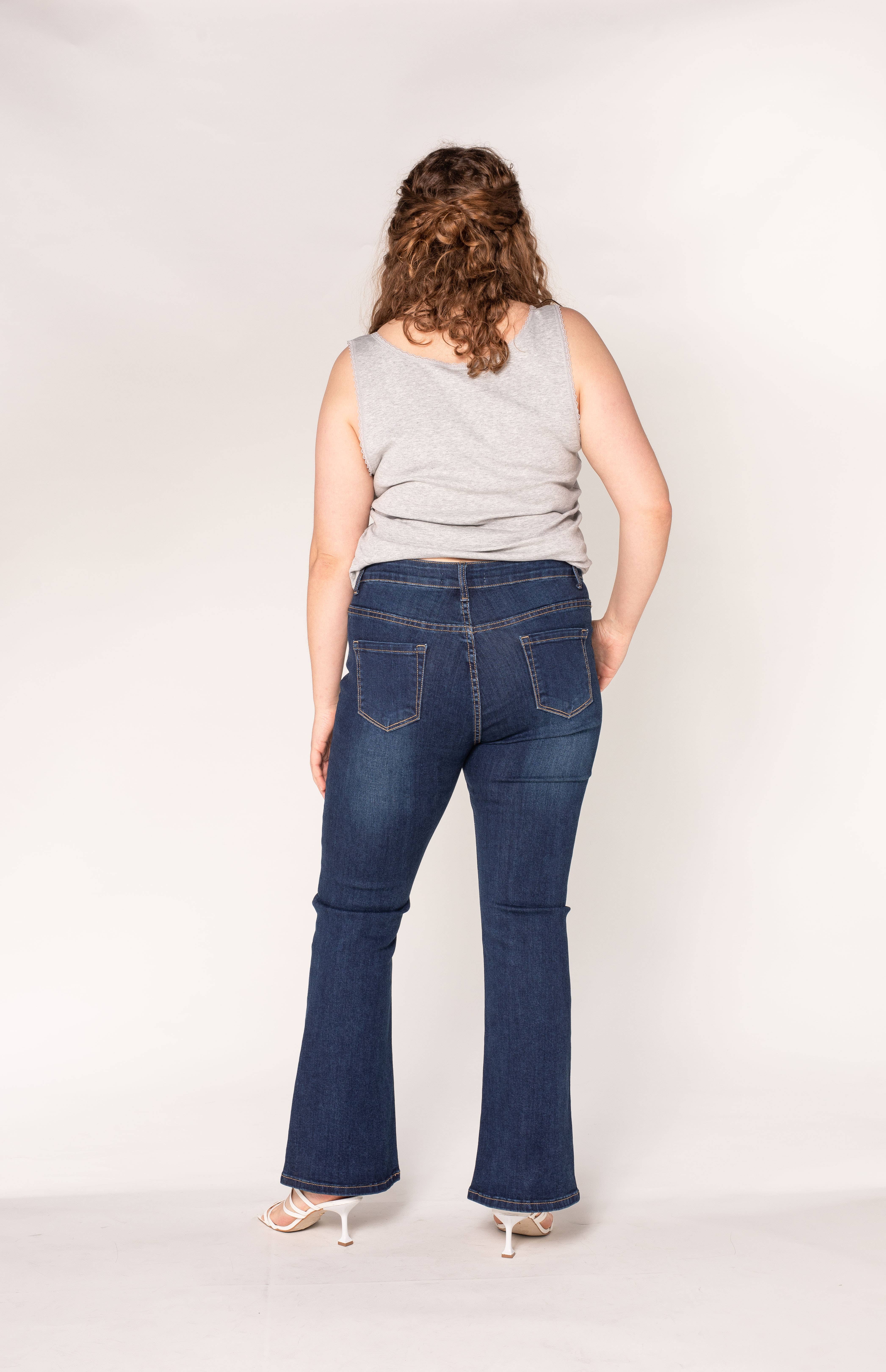 Nina Carter - Vendita all'ingrosso Jeans - Donna - Jeans a zampa elasticizzati vita alta per curve taglie comode (P201)15