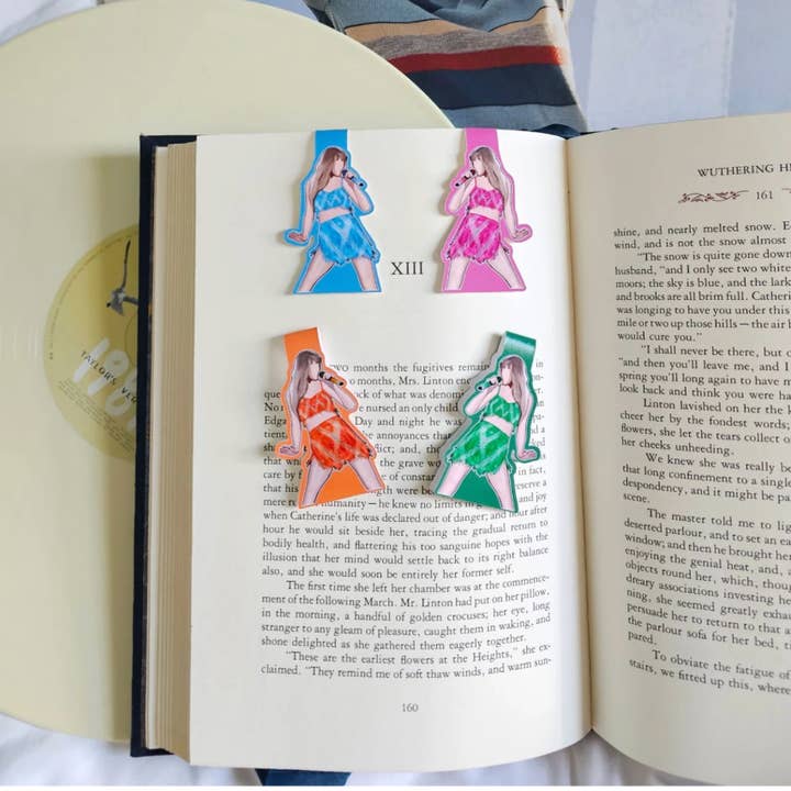 Like Starlight Studio - Wholesale Bookmark - 1989 Taylor Swift Eras Tour Orange Magnetic Bookmark 1