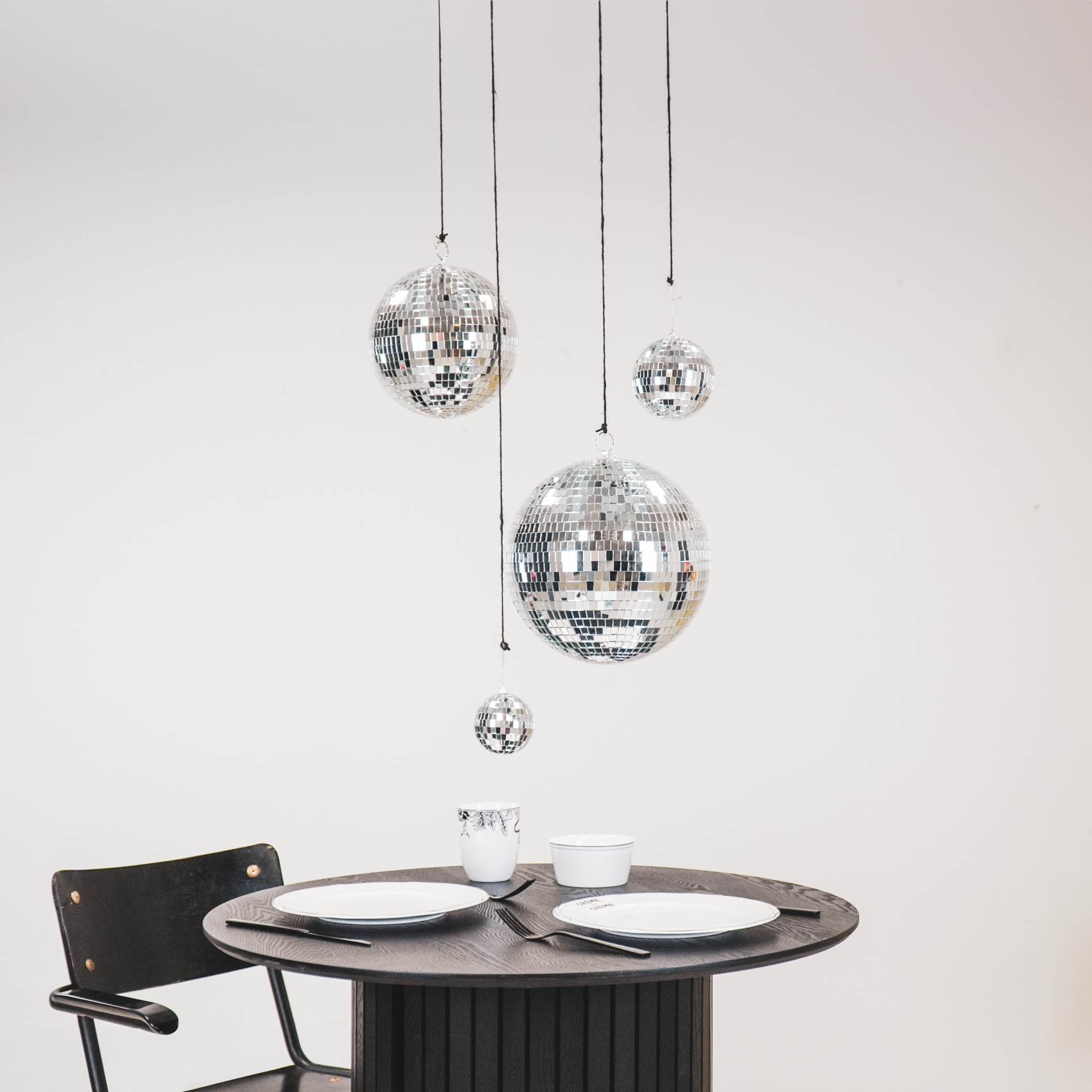 Housevitamin bv - Wholesale Ornament - Christmas Decoration -  Christmas Hanger - Discoball - Foam - Silver - 10x10x10cm6