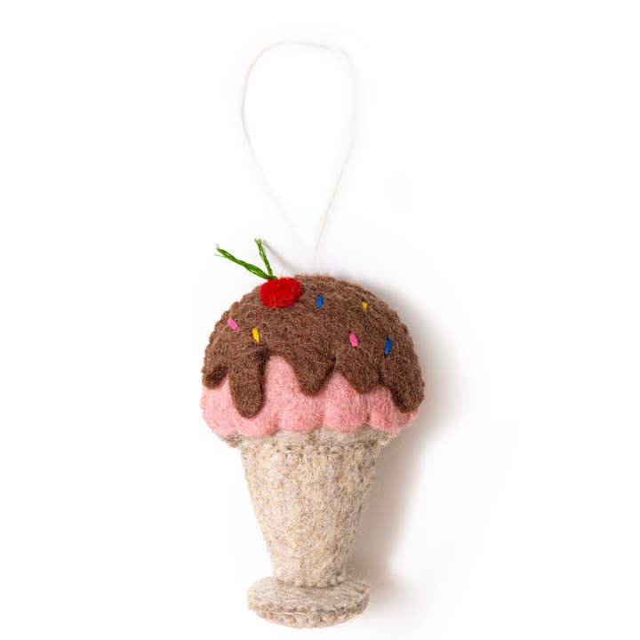 Global Goods Partners - Wholesale Ornament Set - Felt Sweet Treat Ornaments6