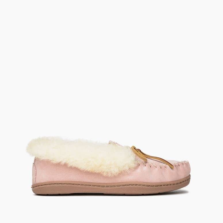 Minnetonka - Wholesale Slippers - Women's - Women's Alpine Cozy Sheepskin Suede Slipper House Shoe15