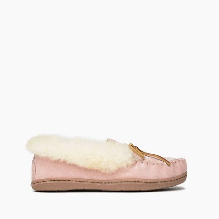 Minnetonka - Wholesale Slippers - Women's - Women's Alpine Cozy Sheepskin Suede Slipper House Shoe15