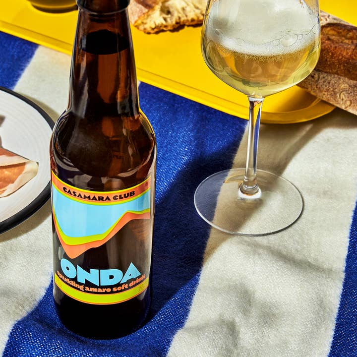 Casamara Club – Refrigerante/bebidas gaseificadas por atacado – ONDA - Refrigerante botânico ao estilo siciliano (12 garrafas/caixa)1