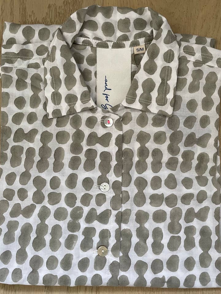 Relaxed Boyfriend Shirt Messy Dot - Dove Grey for wholesale by and for Good