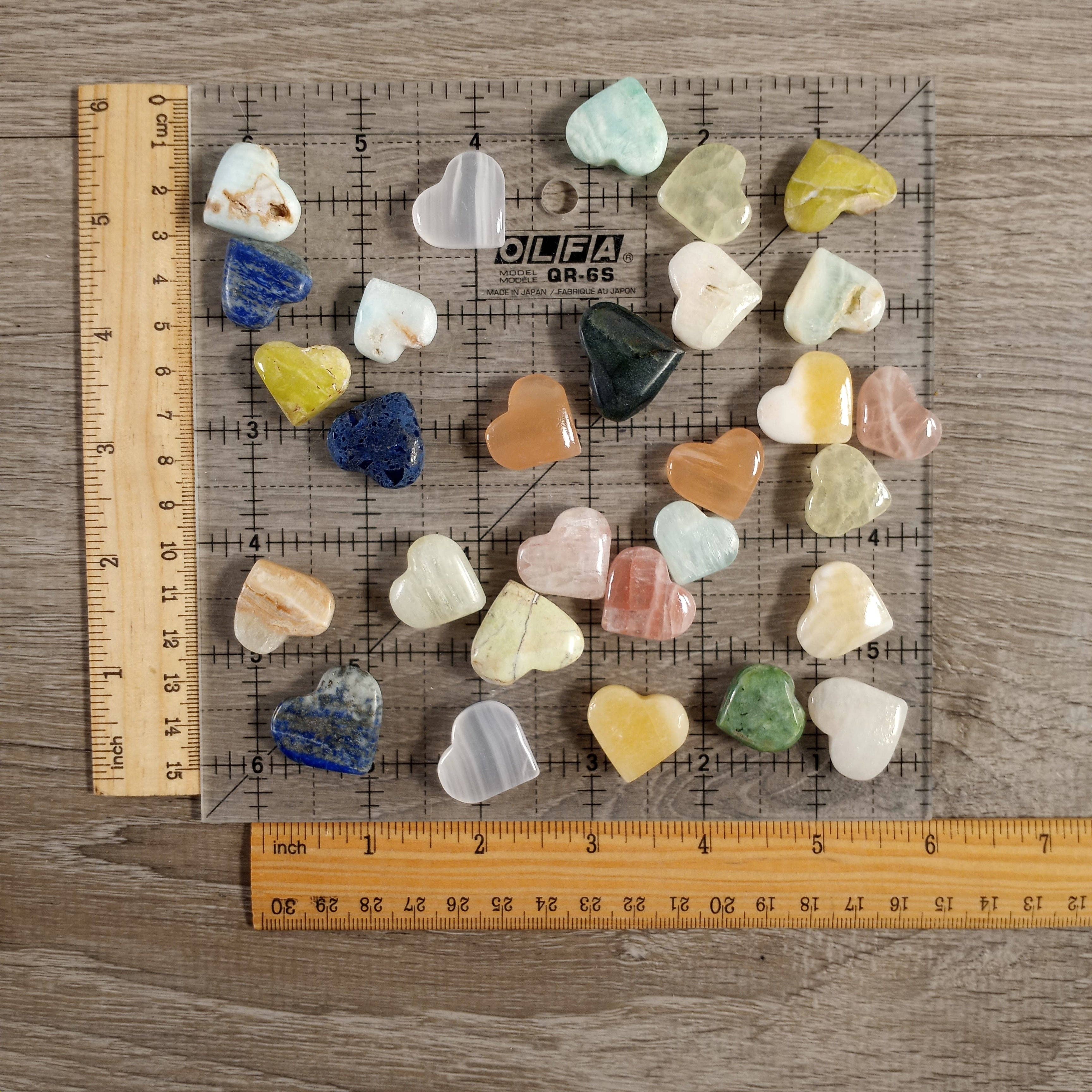 Keystone Crystals - Vente Pierre et cristal de spiritualité - Petits cœurs en pierre précieuse sculptés à la main – Cœur en cristal en gros8