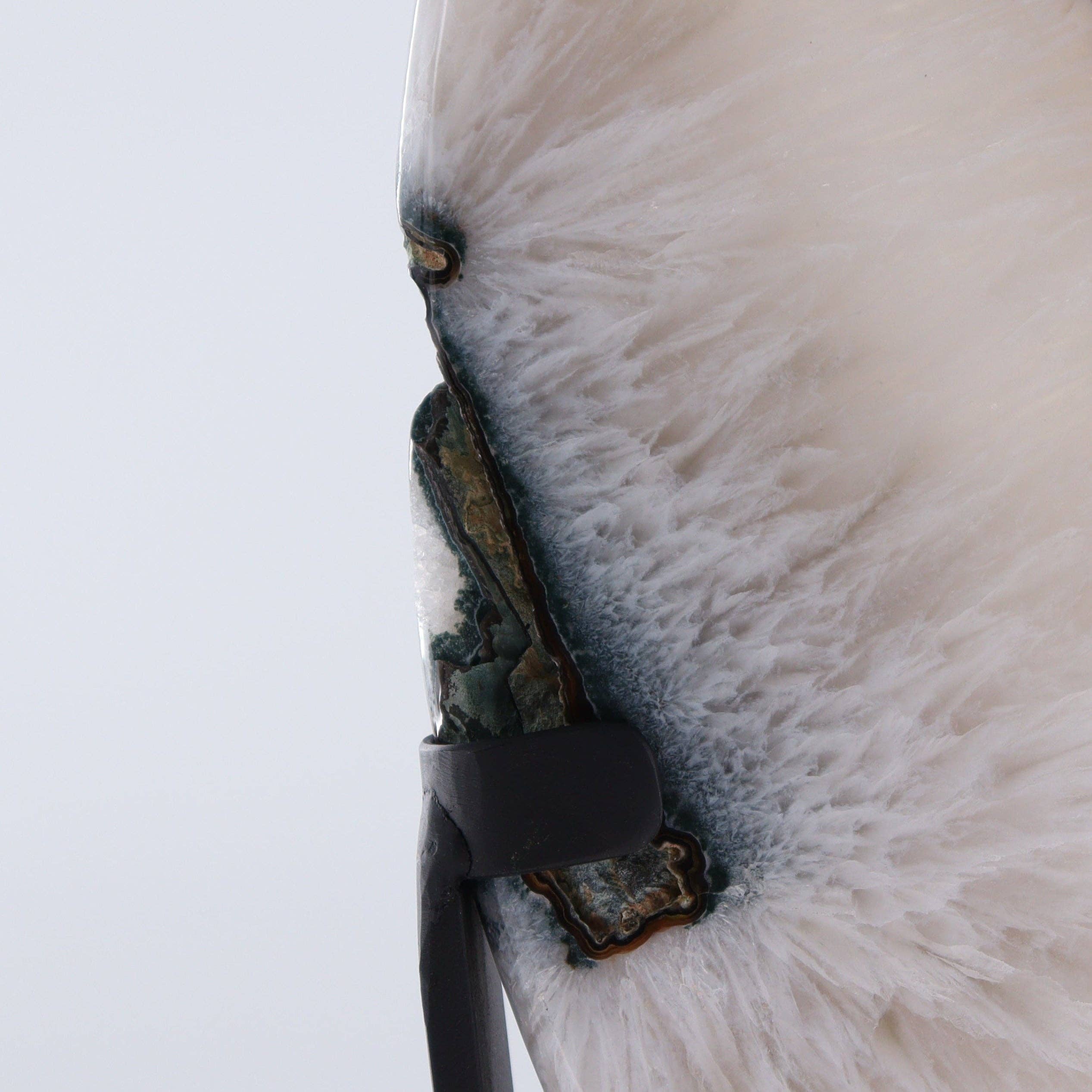 Mi Esperanza Minerals - Wholesale Decorative Tabletop Object - Agate Freeform on Stand8