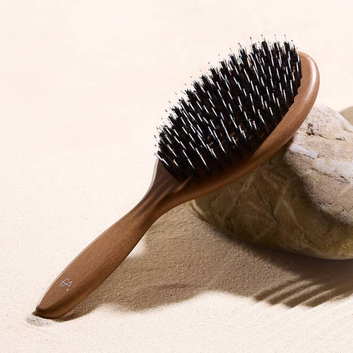 Spazzola per capelli grande ovale con setole di cinghiale e perni per la vendita all'ingrosso da parte di Fa brushes