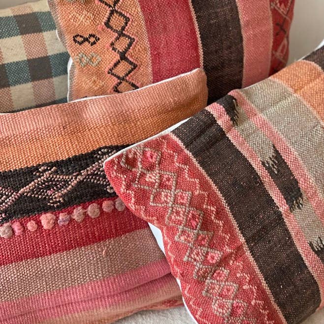 NOMAD BY LIV - Wholesale Throw Pillow Cover - Nomad by LIV - handgemaakte Kilim Kussenhoezen, kleurrijk1