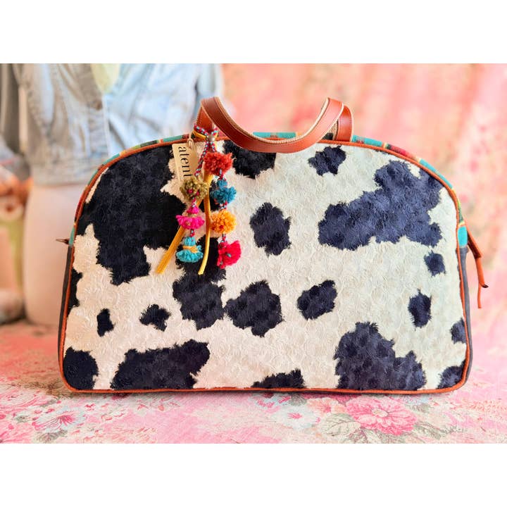 Atenti - Wholesale Weekender bag – women's - Curly Cow Overnighter – Handmade Weekender Bag with Cowhide Texture & Leather Accents5