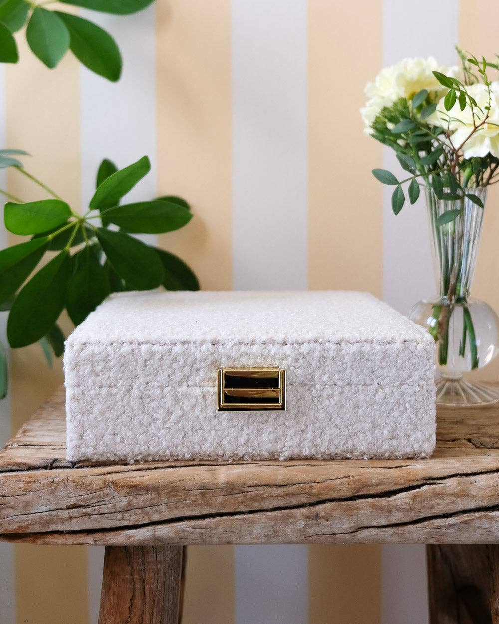 Maison Scarlett - Wholesale Jewelry Box/Organizer - Anne teddy jewelry box7