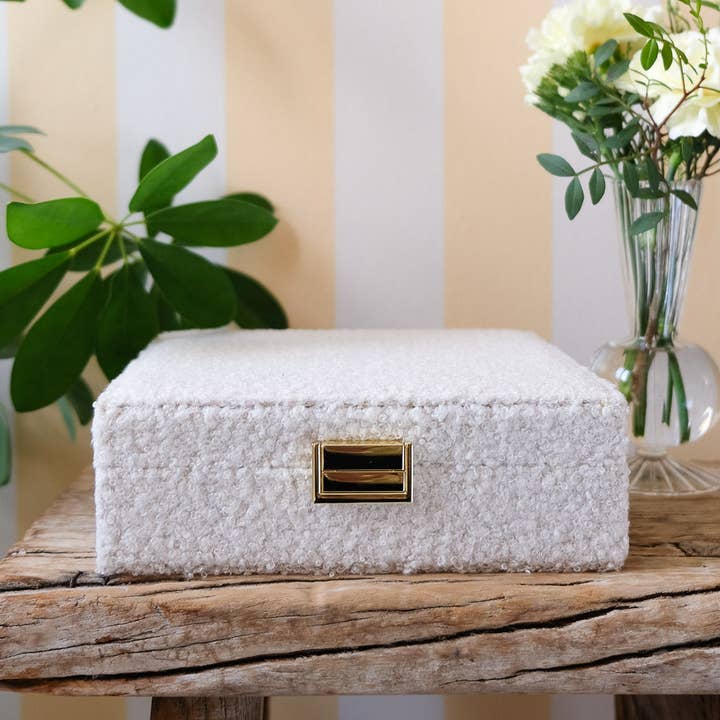 Maison Scarlett - Wholesale Jewelry Box/Organizer - Anne teddy jewelry box7