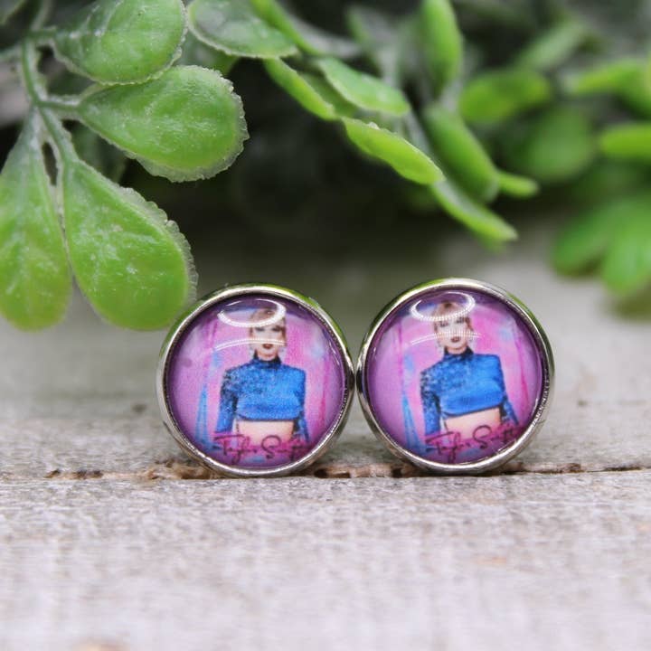 Hylidae Boutique - Wholesale Stud/Post Earrings - Blue Shirt Taylor || 12mm Glass Stud Earrings || Hypoallergenic