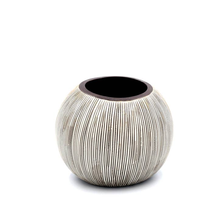 Art Floral Trading LLC – wholesale Vas – 274W1 PETTRA L-handgjord porslinsvas4