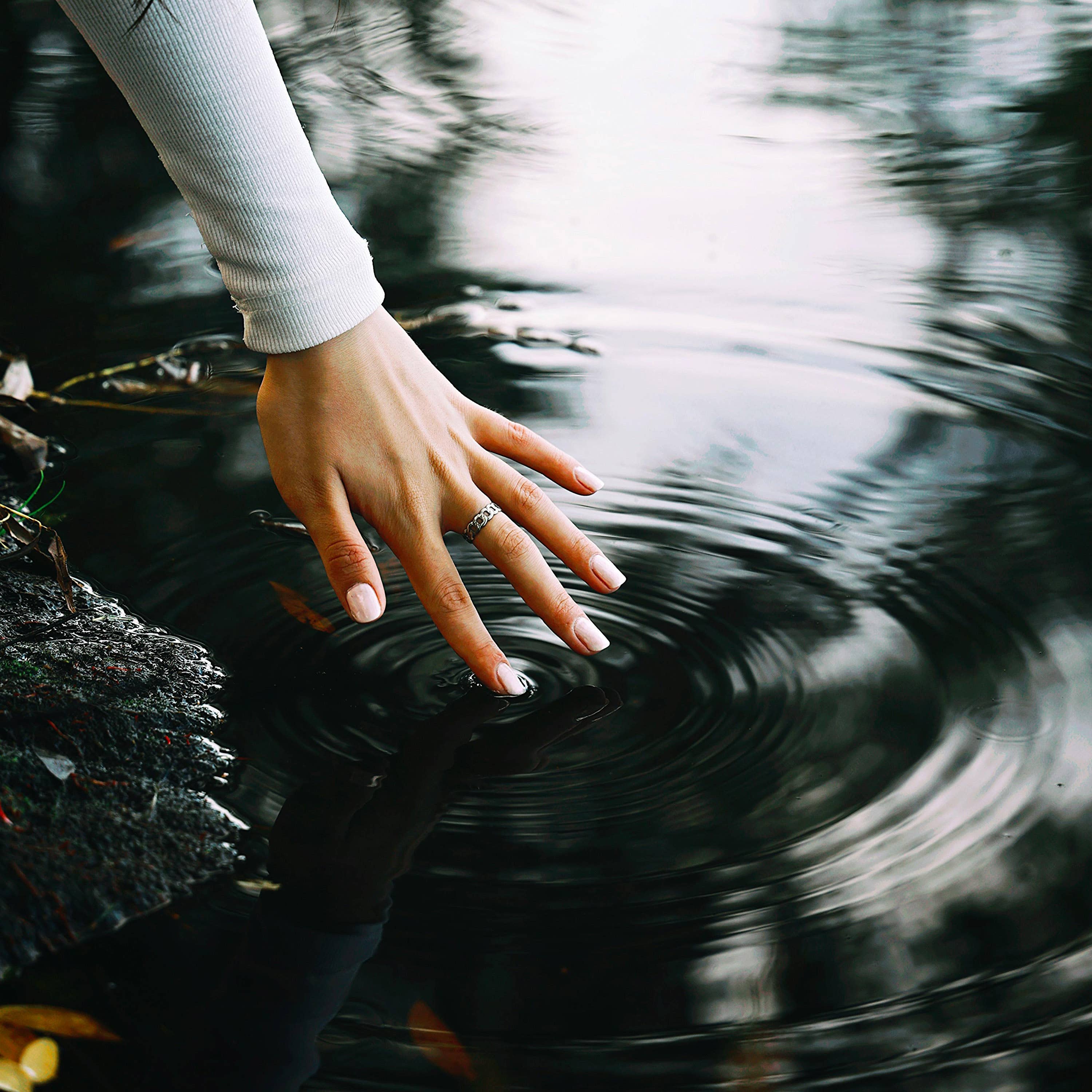 NKDAPE - Wholesale Perfume/Eau de Toilette - In Essence - 50ml1